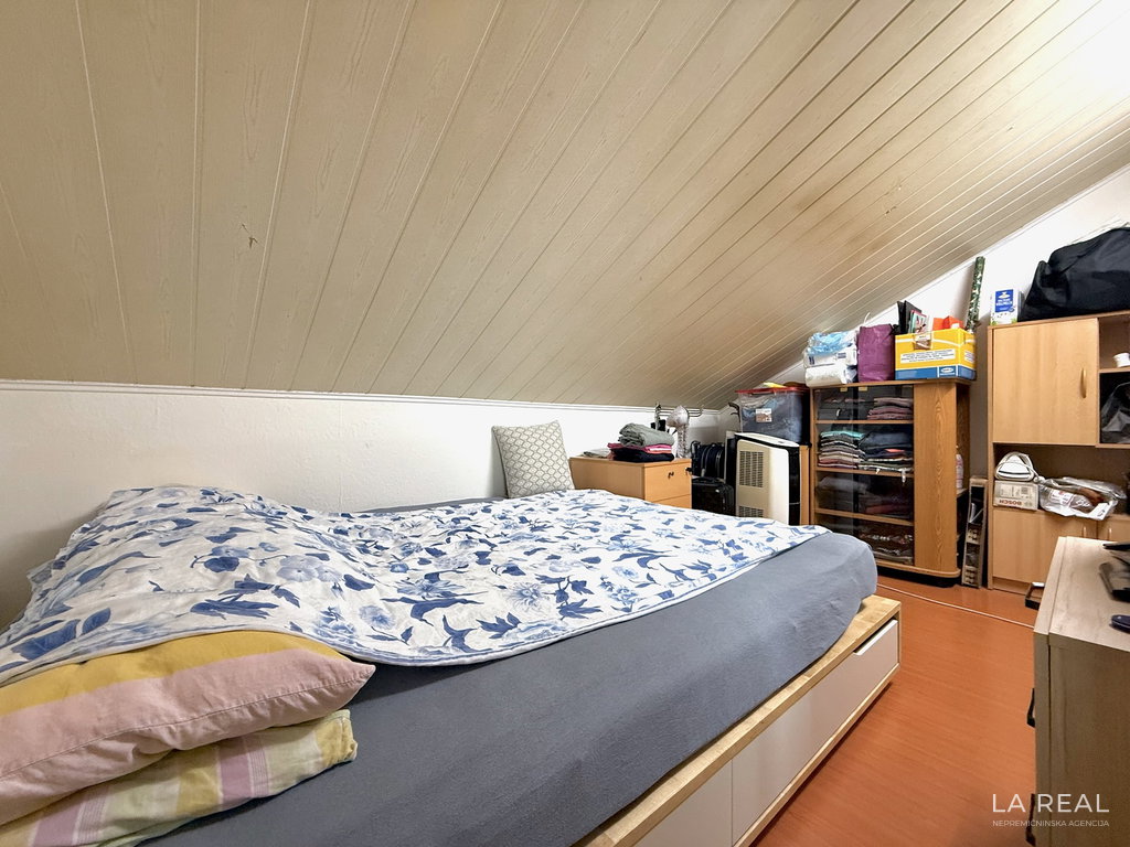 e1-19__6dghQ4Hr-1900x1425