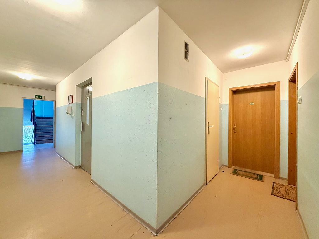 e1-19__EK4D5Jtl-1900x1425