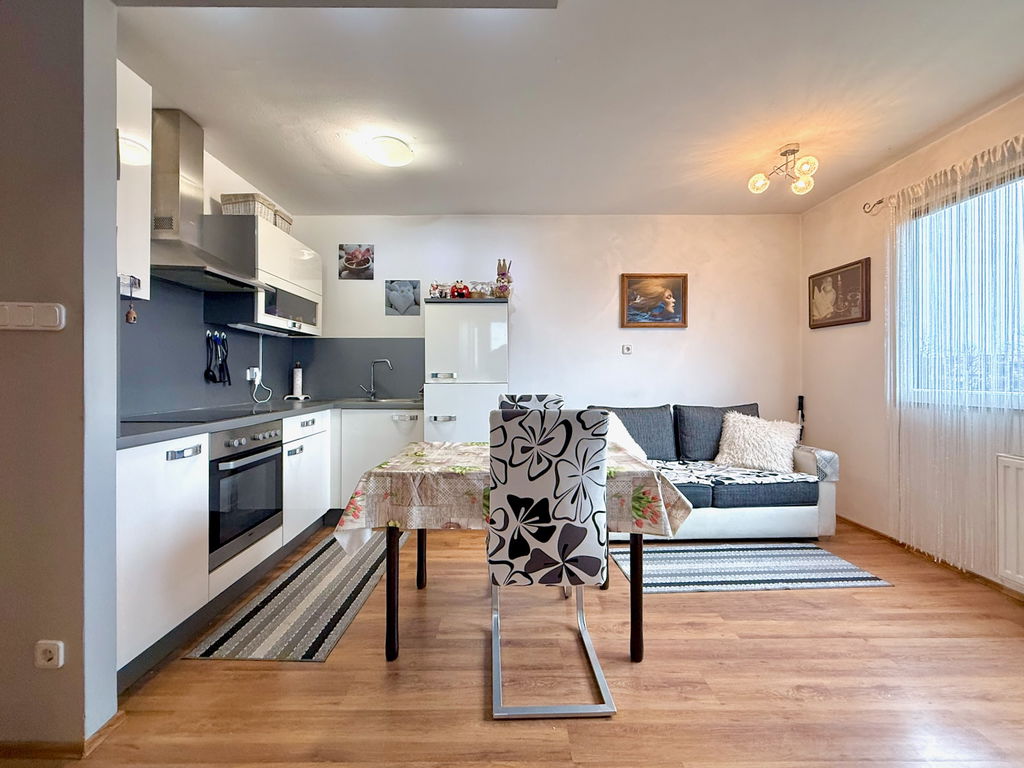 e1-1__R4IwpwL5-1900x1425