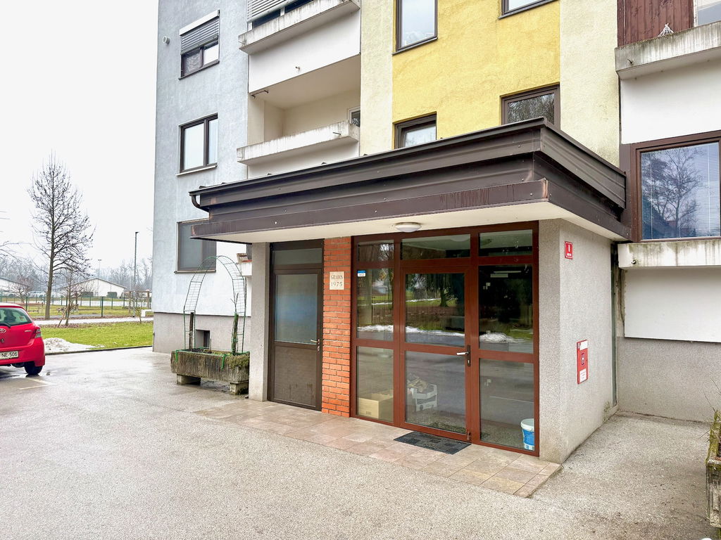 e1-21__s39ThhT2-1900x1425