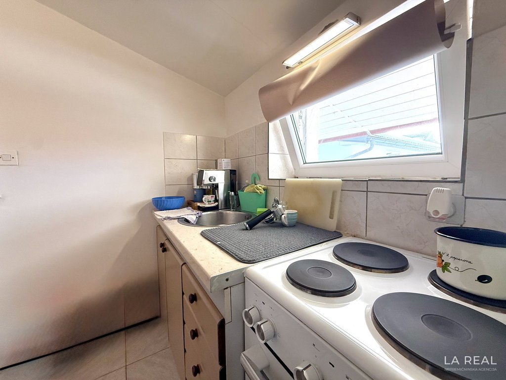 e1-22__QVyu20tx-1900x1425