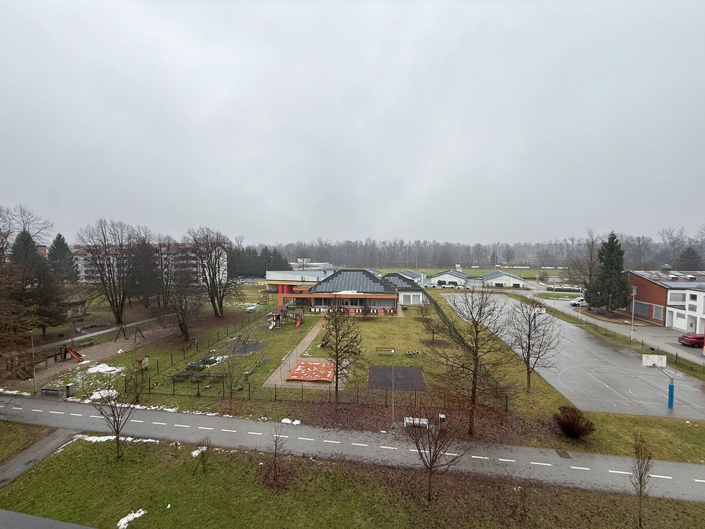 e1-23__RsQZAKmV-1900x1425