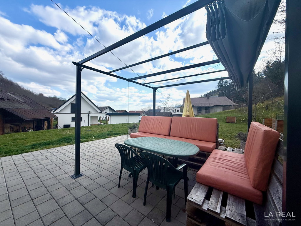 e1-25__LxdazwNn-1900x1425