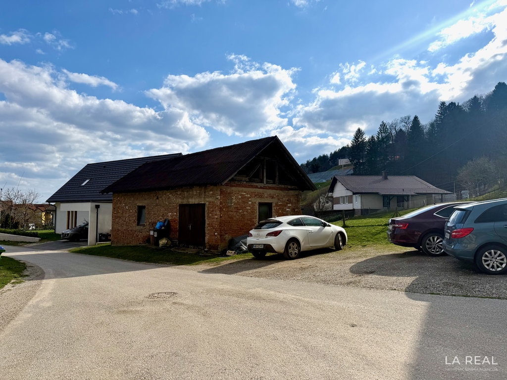 e1-28__tGS6ExhU-1900x1425