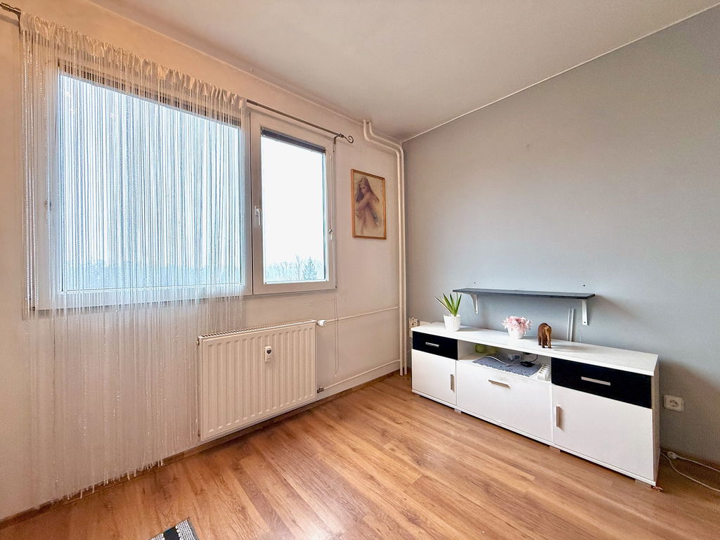 e1-8__gU7bNbvI-1900x1425