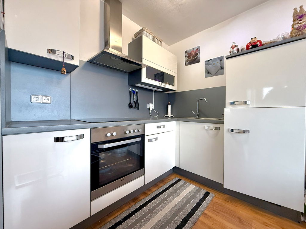 e1-9__VbWhrFk9-1900x1425