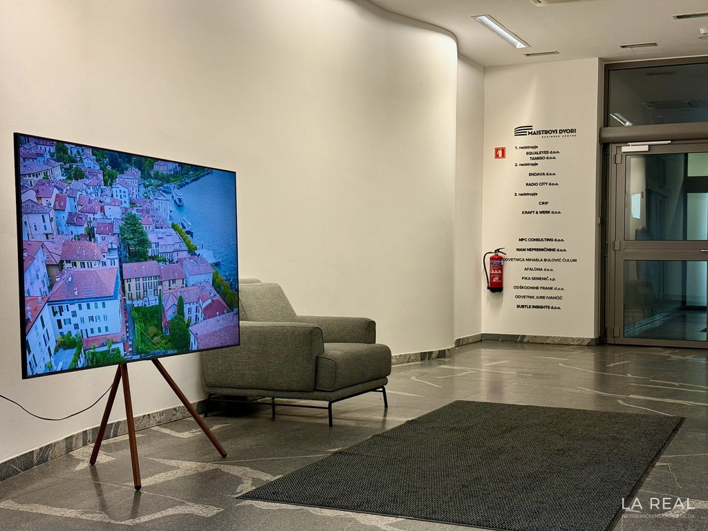 e1-9__X4NjZPju-1900x1425