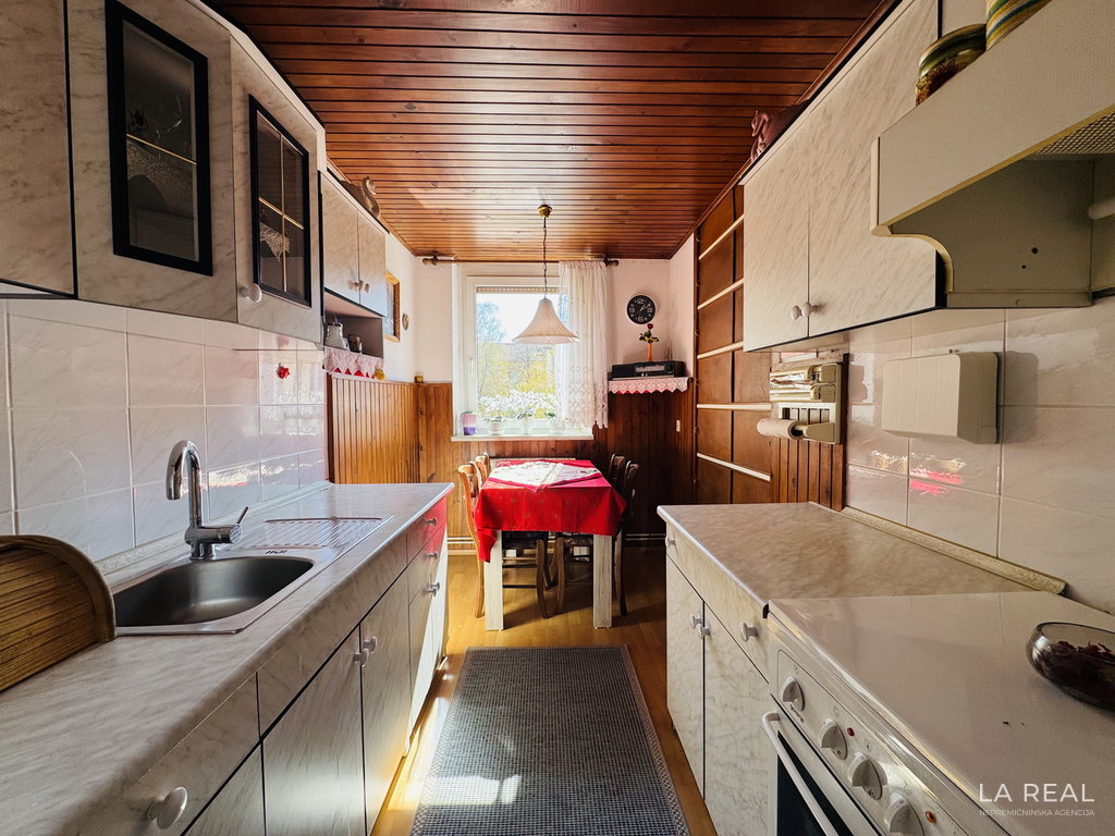 img-4357onvfswne__69e7996453998