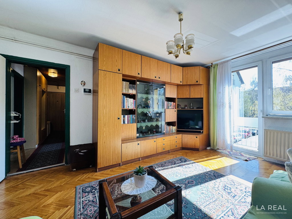 img-4385iq37eezz__69e799760b319