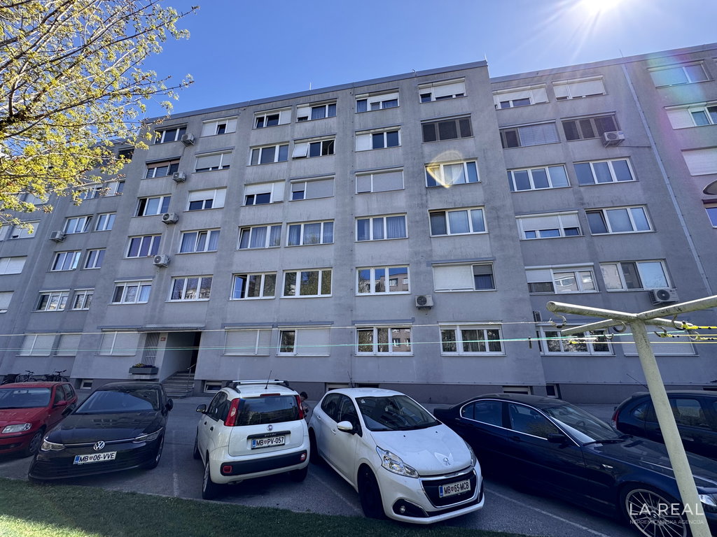 img-9728__vJWciwcU-4032x3024