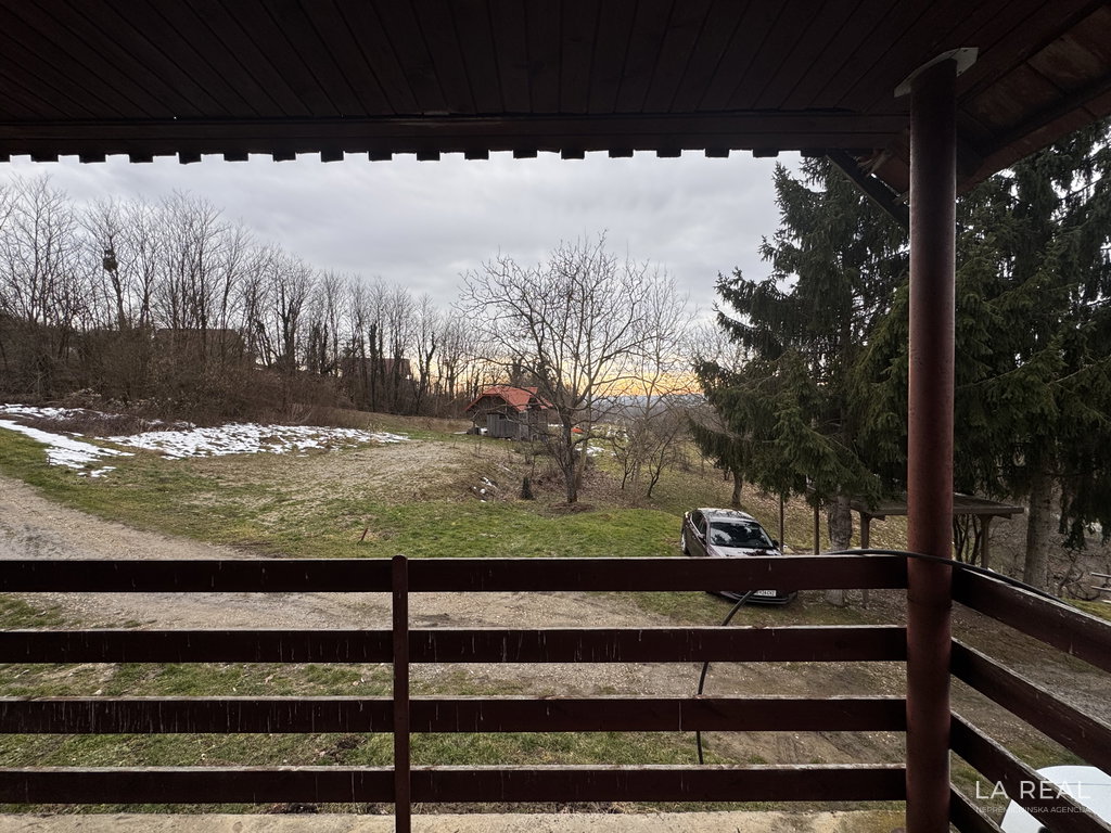 img-8659__ckZNCgx9-4032x3024