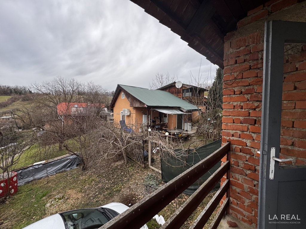 img-8664__4fiyyljv-4032x3024