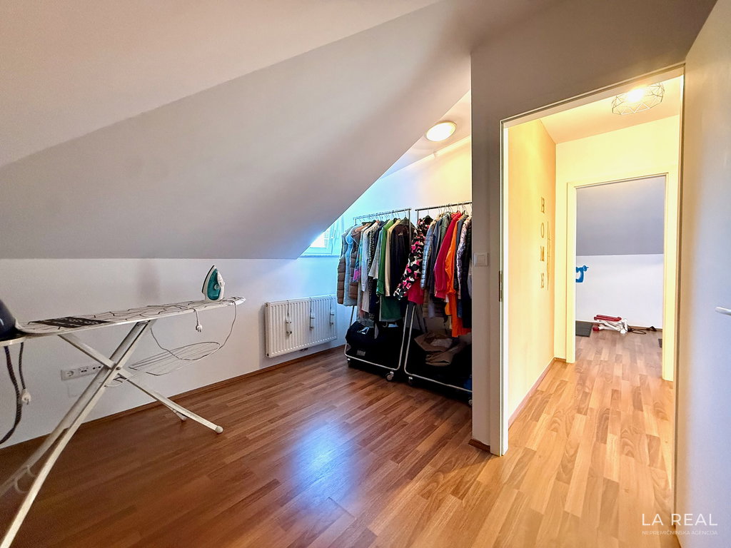 exp-14__DbQa8tZF-1900x1425
